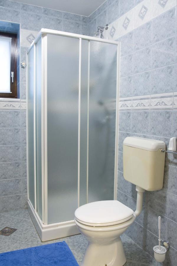 Apartments Pri Marjetki Церкно Экстерьер фото